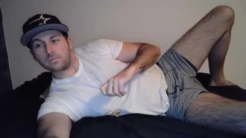 Snapshot of theetwohander chatting on February 2025 02:23:02 AM Theetwohander online show from February 2025 02:23:02 AM