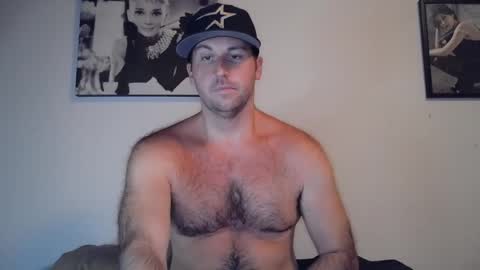 Snapshot of theetwohander chatting on September 2025 01:29:02 AM Theetwohander online show from September 2025 01:29:02 AM