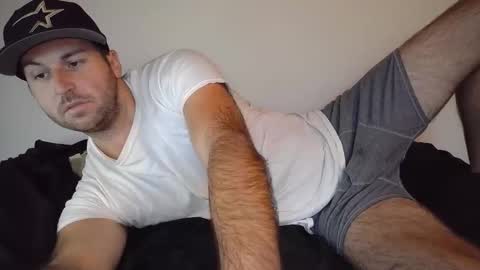 Snapshot of theetwohander chatting on October 2025 07:14:01 PM Theetwohander online show from October 2025 07:14:01 PM