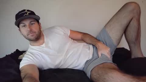 Snapshot of theetwohander chatting on November 2025 05:15:01 PM Theetwohander online show from November 2025 05:15:01 PM