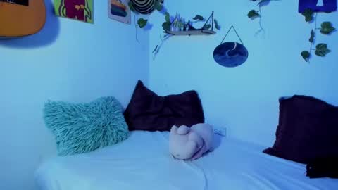 Snapshot of thefenix_jyk chatting on November 2025 12:12:01 AM Ariamapola88 online show from November 2025 12:12:01 AM