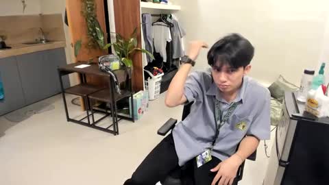 Snapshot of thegreenmagus chatting on December 2024 09:09:02 PM Green online show from December 2024 09:09:02 PM