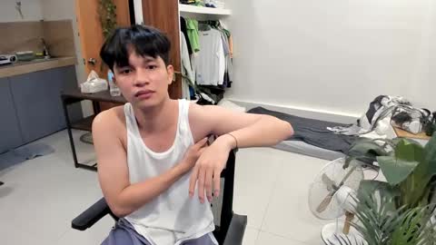 Snapshot of thegreenmagus chatting on December 2024 10:45:01 PM Green online show from December 2024 10:45:01 PM