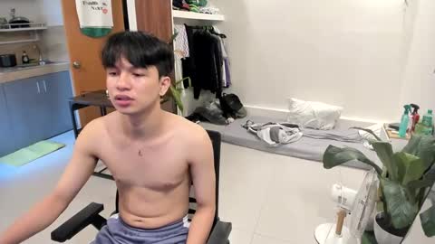 Snapshot of thegreenmagus chatting on January 2025 05:10:02 AM Green online show from January 2025 05:10:02 AM