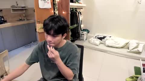 Snapshot of thegreenmagus chatting on September 2025 08:36:02 AM Green online show from September 2025 08:36:02 AM