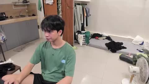 Snapshot of thegreenmagus chatting on October 2025 08:20:02 PM Green online show from October 2025 08:20:02 PM