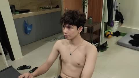 Snapshot of thegreenmagus chatting on November 2025 06:43:02 PM Green online show from November 2025 06:43:02 PM