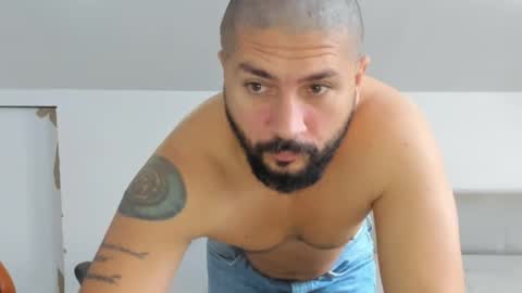 Snapshot of theguardian7 chatting on November 2025 09:15:01 AM theguardian7 online show from November 2025 09:15:01 AM