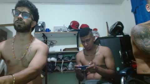 thehousedog online show from March 2026 01:05:02 AM