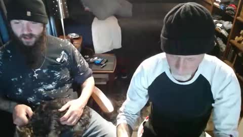 Snapshot of thehouseguy513 chatting on January 2026 01:44:01 AM thehouseguy513 online show from January 2026 01:44:01 AM