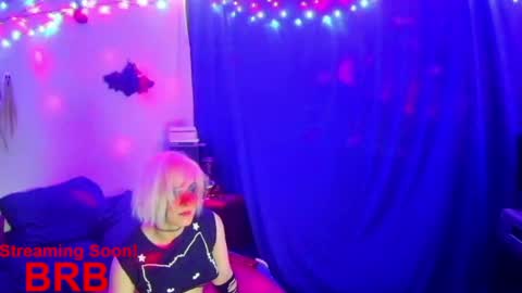 Snapshot of thehungmantis chatting on March 2025 07:17:01 PM thehungmantis online show from March 2025 07:17:01 PM