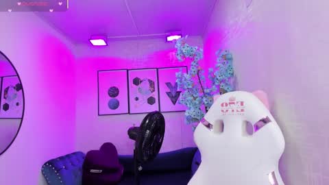 Theia  online show from February 2026 12:35:02 PM