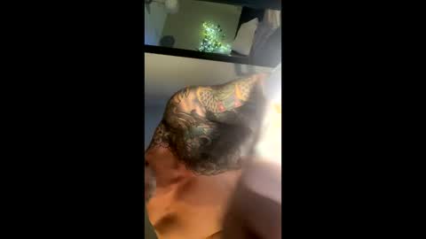 Snapshot of theinkedrabbit chatting on November 2025 11:49:02 PM Inked Rabbit online show from November 2025 11:49:02 PM