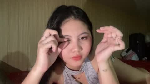 Snapshot of thelifeof_kiara chatting on June 2026 12:42:01 PM thelifeof_kiara online show from June 2026 12:42:01 PM