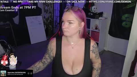 Snapshot of thelilithjane chatting on November 2025 01:06:02 AM Lilith Jane online show from November 2025 01:06:02 AM
