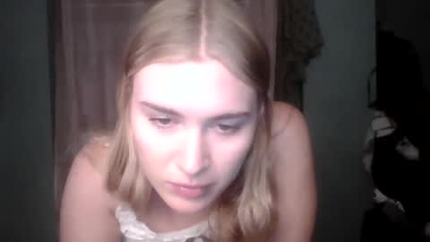 Little Bambii online show from November 2025 09:36:02 PM