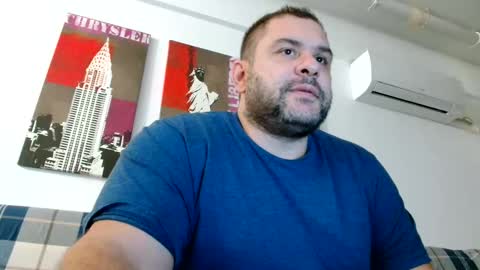 Snapshot of themastercomander chatting on January 2025 01:17:01 AM Big Alpha Daddy Master online show from January 2025 01:17:01 AM