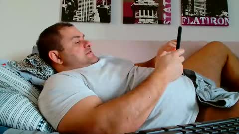 Snapshot of themastercomander chatting on January 2025 12:15:01 PM Big Alpha Daddy Master online show from January 2025 12:15:01 PM