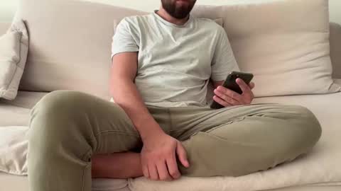 Snapshot of themonarchgoat chatting on January 2025 06:35:02 AM TheMonarchGoat online show from January 2025 06:35:02 AM