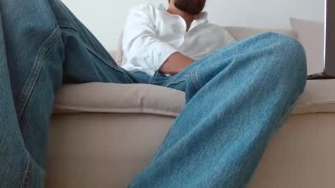 Snapshot of themonarchgoat chatting on September 2025 06:35:01 AM TheMonarchGoat online show from September 2025 06:35:01 AM