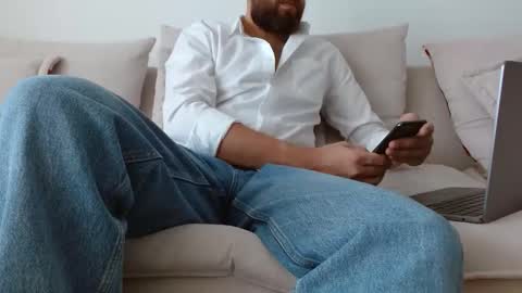 Snapshot of themonarchgoat chatting on September 2025 07:51:02 AM TheMonarchGoat online show from September 2025 07:51:02 AM