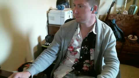 Daisy and Tim online show from February 2025 11:31:01 PM