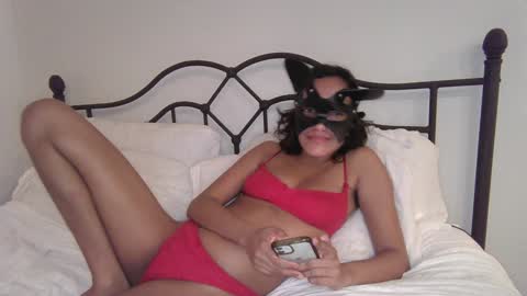 Snapshot of thenaturallovers chatting on February 2025 04:21:01 AM naturallovers online show from February 2025 04:21:01 AM