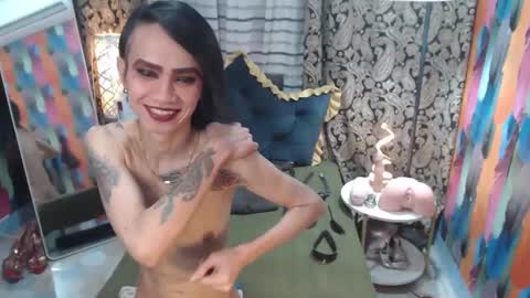 Snapshot of thenchantressduo69 chatting on March 2025 06:54:01 PM Anne online show from March 2025 06:54:01 PM