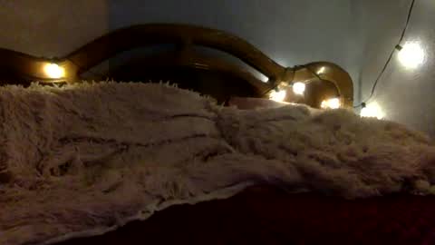 Fansly.    there many hot fuck vids with me online show from January 2025 03:22:01 PM