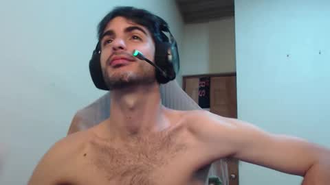 Santiago Enrique online show from November 2025 06:30:01 AM