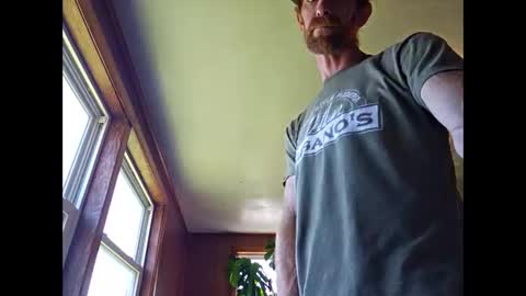 Snapshot of therizzler_1_of_1 chatting on October 2025 05:44:01 PM therizzler_1_of_1 online show from October 2025 05:44:01 PM