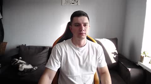 Nick   online show from November 2025 07:05:02 AM