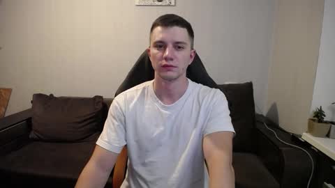 Nick   online show from December 2025 06:24:02 PM