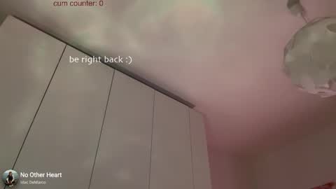 LISA                                            online show from January 2026 06:44:02 PM