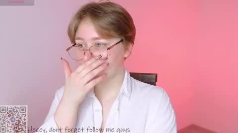 Snapshot of thestaronsky chatting on February 2026 08:24:02 AM Lucia online show from February 2026 08:24:02 AM