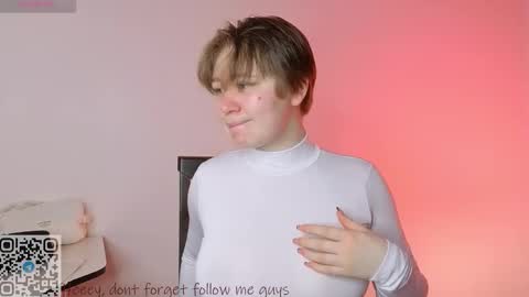 Snapshot of thestaronsky chatting on February 2026 07:17:01 AM Lucia online show from February 2026 07:17:01 AM