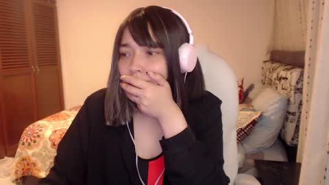 Snapshot of thetalkingbutt chatting on January 2025 07:24:01 AM Mai online show from January 2025 07:24:01 AM