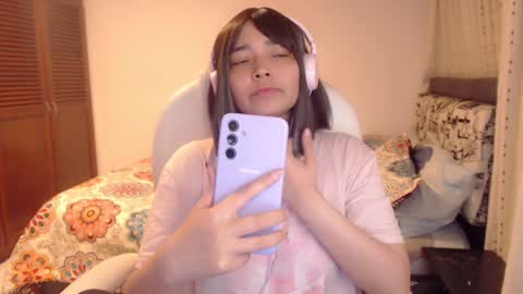 Snapshot of thetalkingbutt chatting on January 2025 05:20:01 AM Mai online show from January 2025 05:20:01 AM