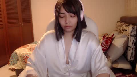 Snapshot of thetalkingbutt chatting on February 2025 03:09:01 AM Mai online show from February 2025 03:09:01 AM