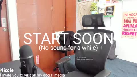 Nicole online show from February 2025 09:11:02 PM