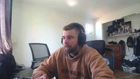 troy online show from April 2026 09:42:01 PM