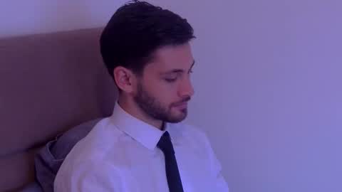 Snapshot of thewaiter2025 chatting on November 2025 10:07:01 AM The Waiter online show from November 2025 10:07:01 AM