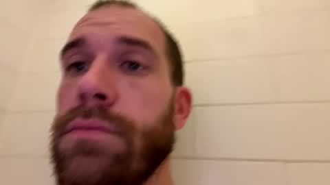 Snapshot of thewiggler32 chatting on January 2026 10:02:02 PM thewiggler32 online show from January 2026 10:02:02 PM