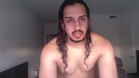 Vampiro online show from April 2026 12:02:01 AM