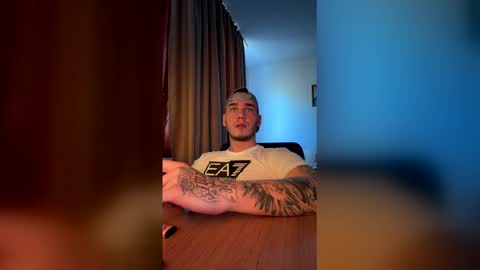 Snapshot of theworldisyoursss chatting on April 2026 07:37:02 AM TheWorldIsYours online show from April 2026 07:37:02 AM