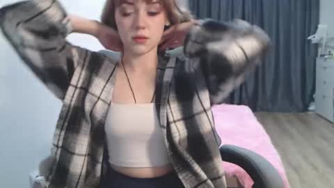 theysaidimcute online show from October 2025 02:20:01 AM