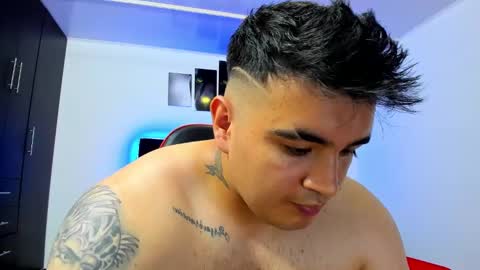 Thiago online show from February 2025 05:40:01 AM