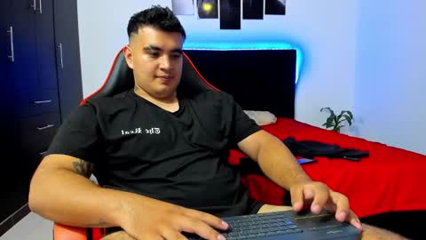 Thiago online show from February 2025 09:04:01 AM