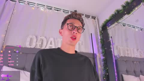 SanThiago online show from January 2025 08:28:02 PM