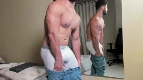 Snapshot of thiago_moretti chatting on January 2026 03:49:02 PM THIAGO online show from January 2026 03:49:02 PM